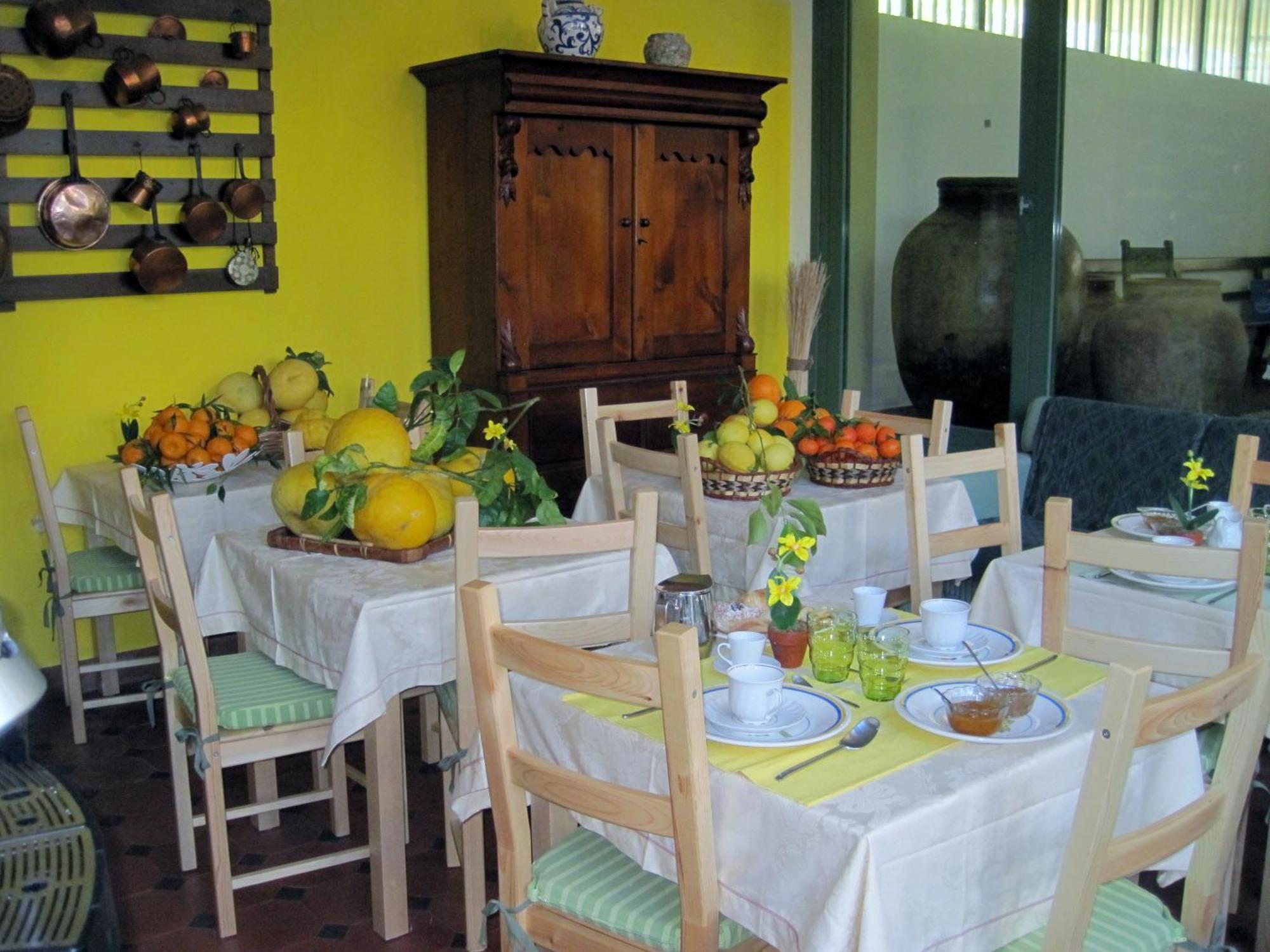 Bed & Breakfast Lirma *
