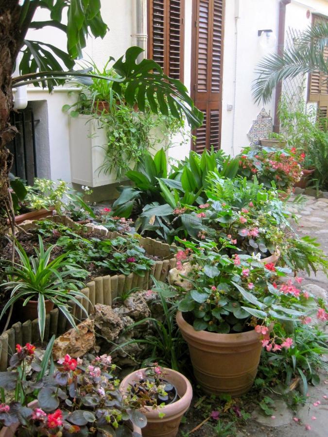 Lirma Bed & Breakfast